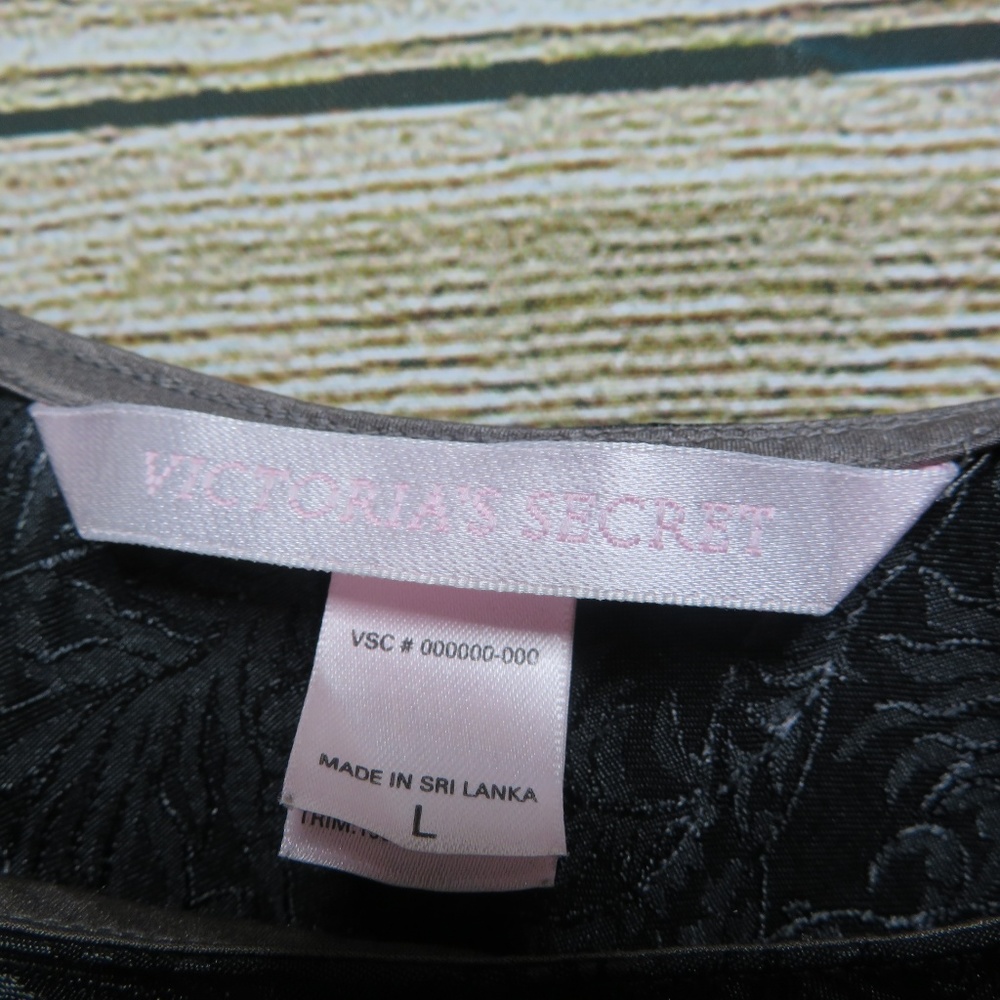 Victorias Secret Silk Tank - Picture 2 of 3
